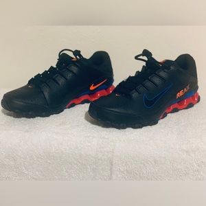 Nike Reax 8 TR Mens Running Shoe Size 12